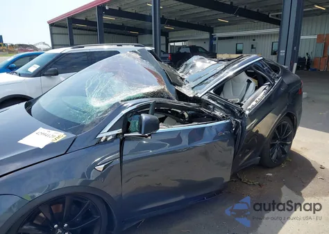 2020 Tesla Model X Long Range Dual Motor All-Wheel Drive/Long Range Plus Dual Motor All-Wheel Drive из США, поврежденный, VIN 5YJXCBE27LF248876